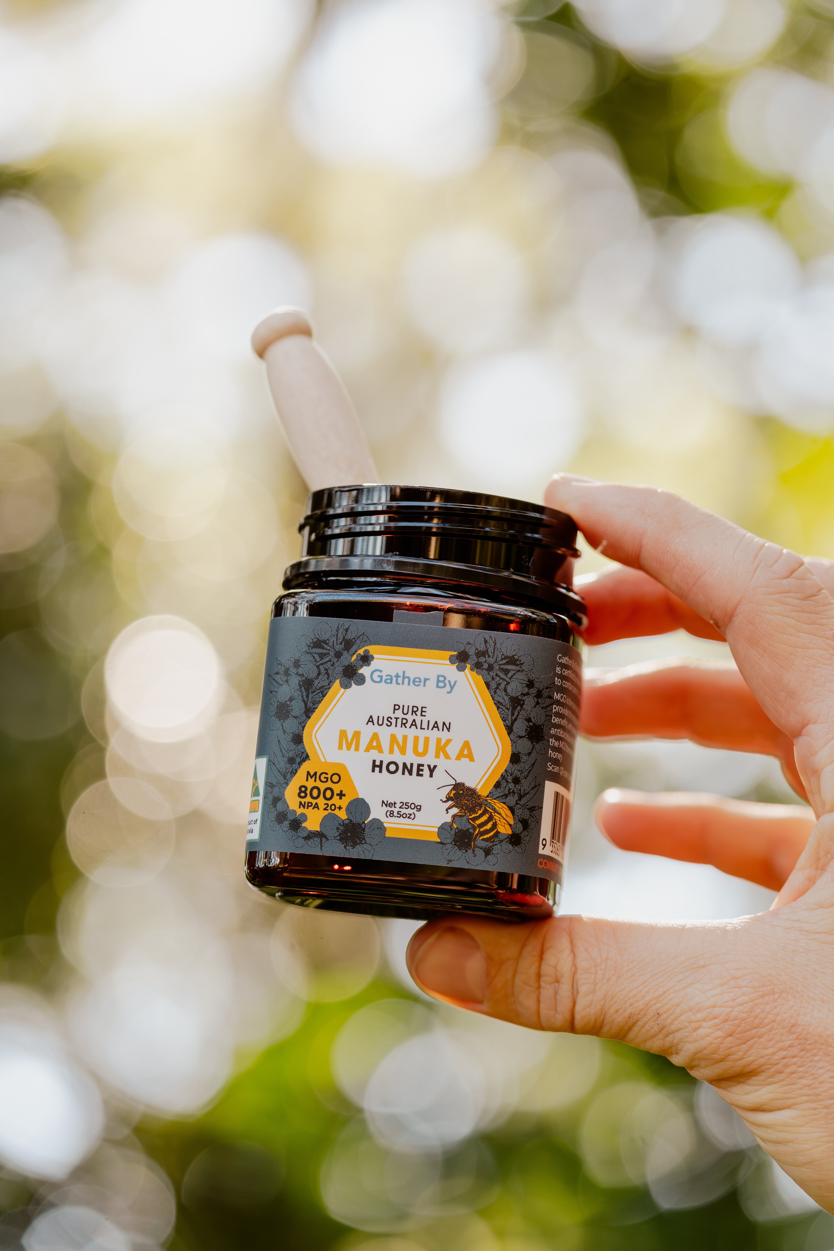 YouTV Gift Wrapped Xmas Special! - Free MGO250+ Manuka Honey